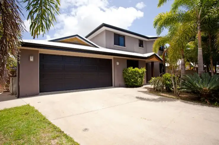 8 Friarbird Ave, Blacks Beach QLD 4740