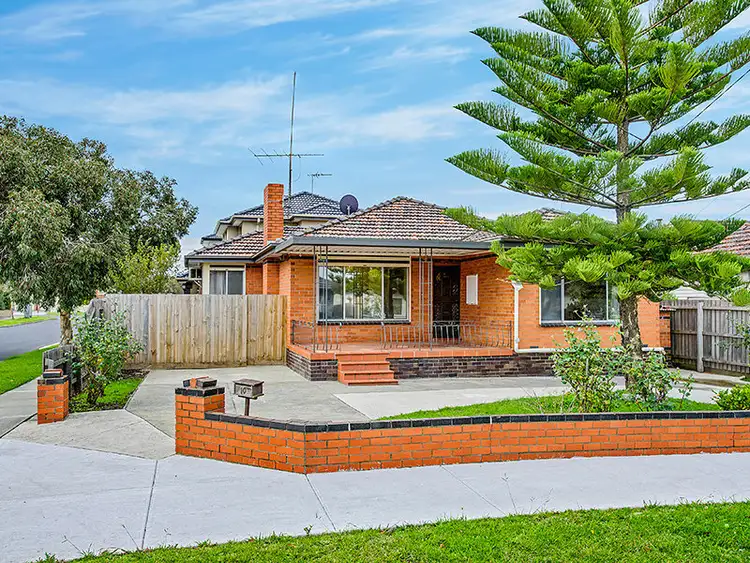 10 Virginia Street, Pascoe Vale VIC 3044