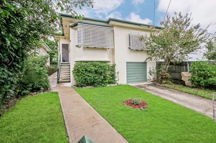 92 Cedar Street, Greenslopes QLD 4120