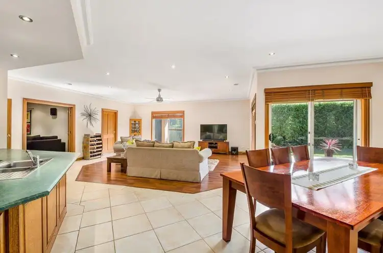 Sixth view of Homely house listing, 21 MAX YOUNG DRIVE, Mount Gambier SA 5290