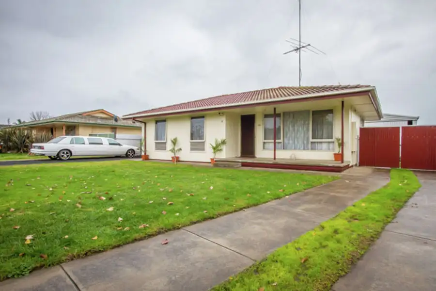 Main view of Homely house listing, 10 Elm Avenue, Mount Gambier SA 5290