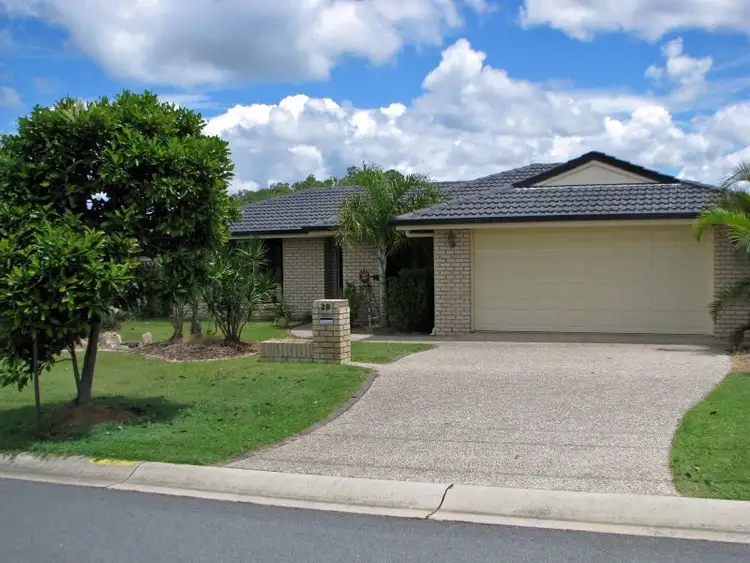 29 Manra Way, Pacific Pines QLD 4211