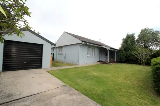 11 Rockleigh Street, Wyong NSW 2259