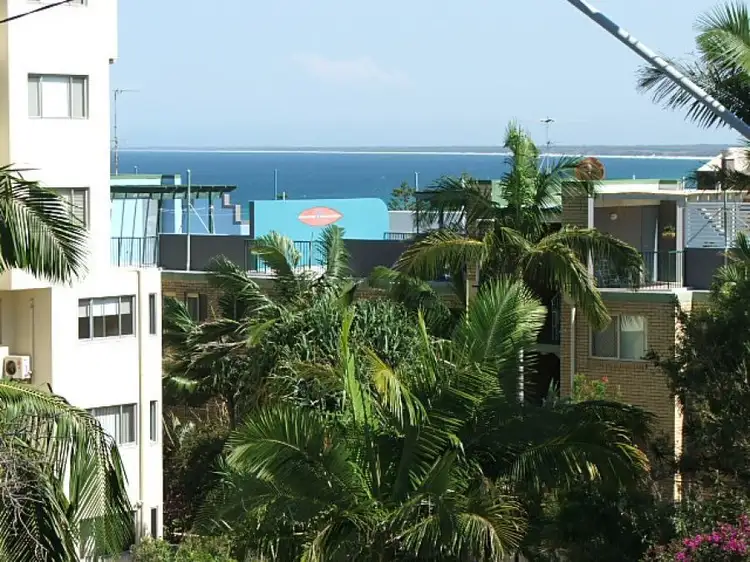 2/41 Canberra Terrace 'Seafarer Chase', Caloundra QLD 4551
