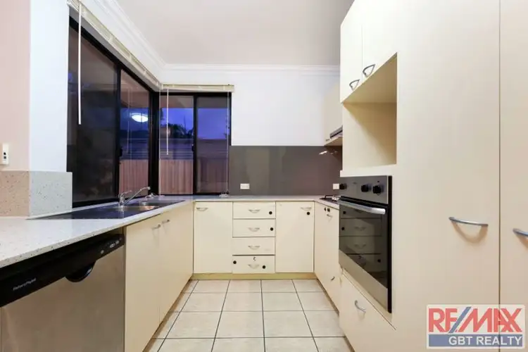 Fourth view of Homely villa listing, 3/268 Drake Street, Morley WA 6062