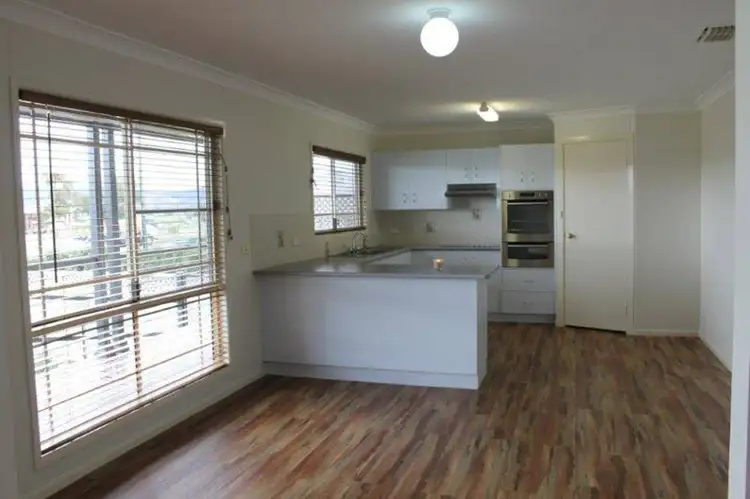 Fifth view of Homely house listing, 4 DRAKEFORD ST, Westdale, Tamworth NSW 2340