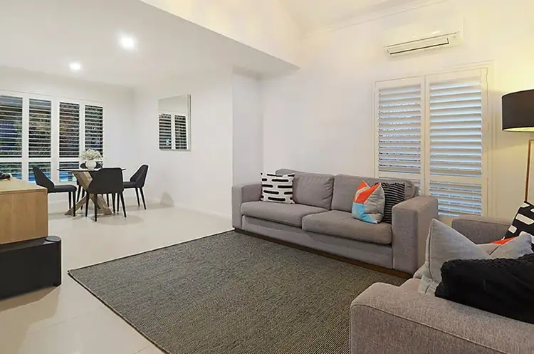 Sixth view of Homely house listing, 5 Willow Place, Carindale QLD 4152
