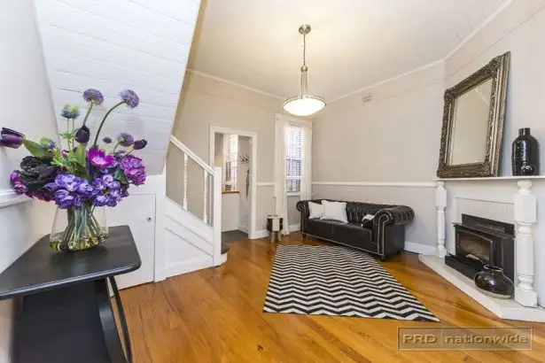 59 Railway Street, Cooks Hill NSW 2300