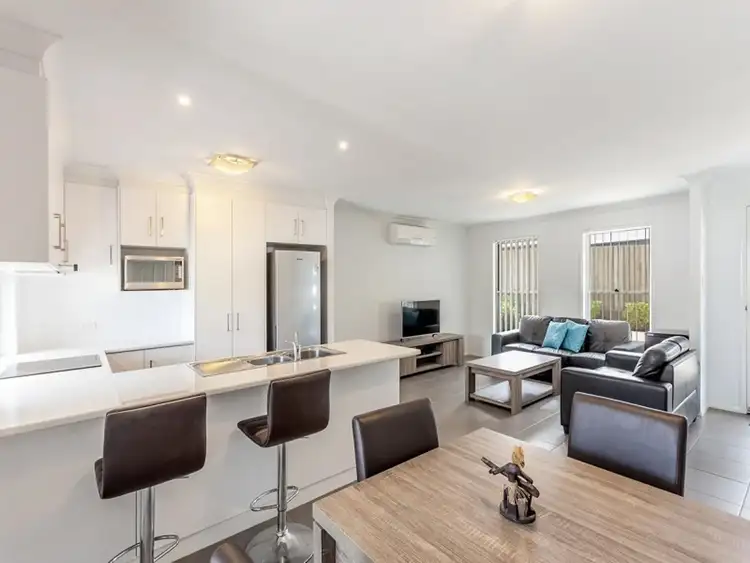 Fourth view of Homely unit listing, 2/23 Furness Court, Kearneys Spring QLD 4350