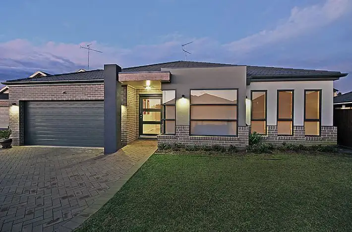 6 Gipps Place, Beaumont Hills NSW 2155