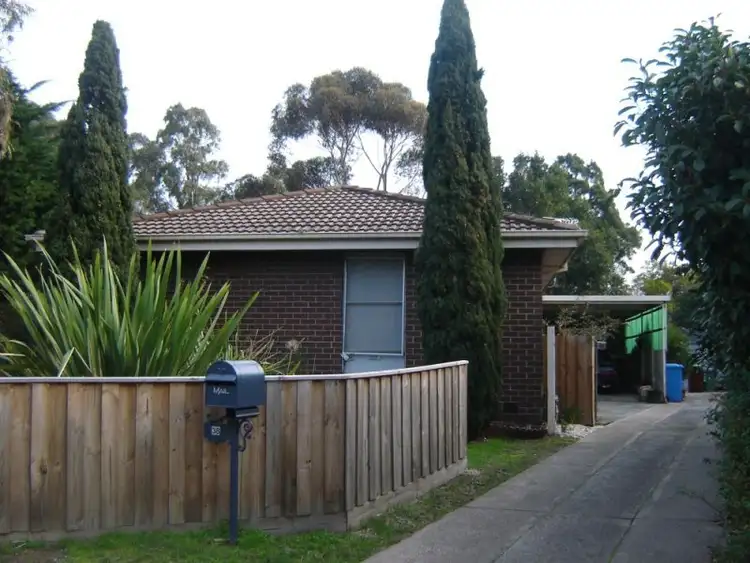 38 Village Drive, Hampton Park VIC 3976