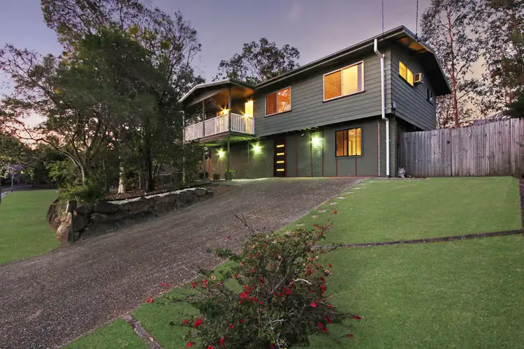 25 Barney Street, Arana Hills QLD 4054