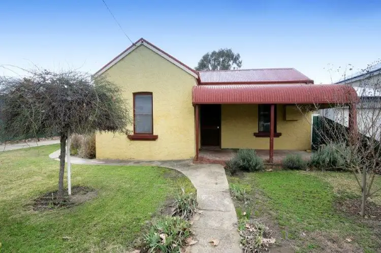 21 William Street, North Wagga Wagga NSW 2650