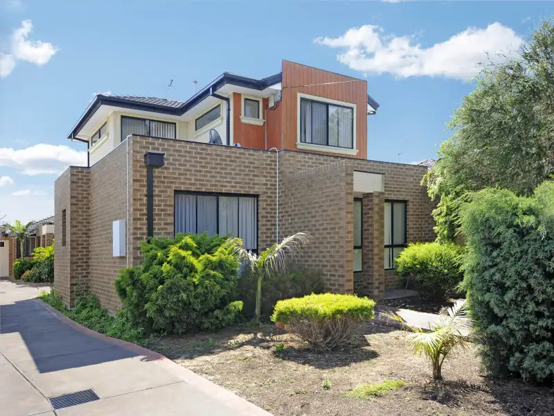 Main view of Homely townhouse listing, 1/19 Bruce Street, Fawkner VIC 3060