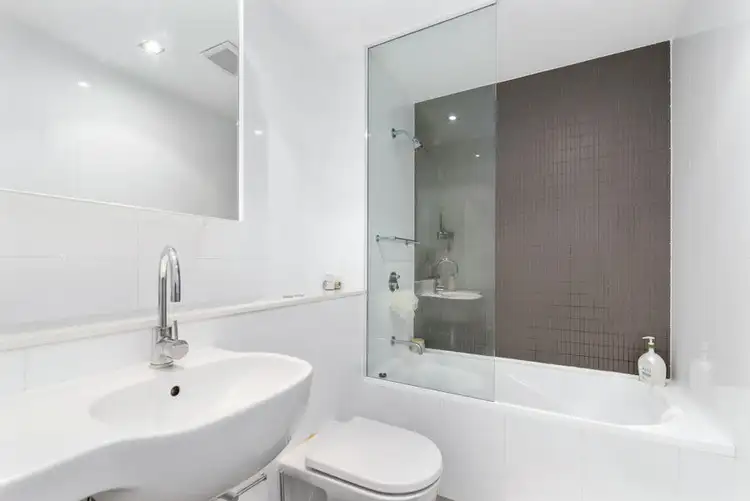 Sixth view of Homely unit listing, 2/57 Rothschild Avenue, Rosebery NSW 2018