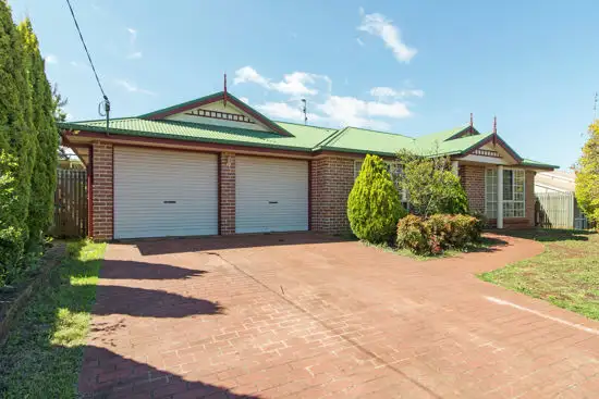 612 Greenwattle Street, Newtown QLD 4350