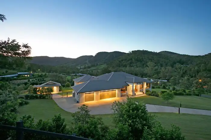 5 Yallanbee Court, Wongawallan QLD 4210