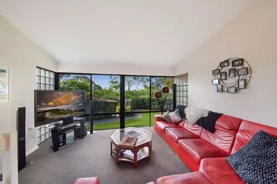 Fifth view of Homely house listing, 31 Hillside Drive, Berkeley Vale NSW 2261