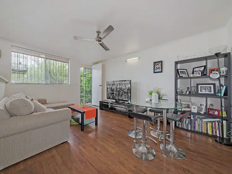 Second view of Homely unit listing, 3/143 Melville Terrace, Manly QLD 4179
