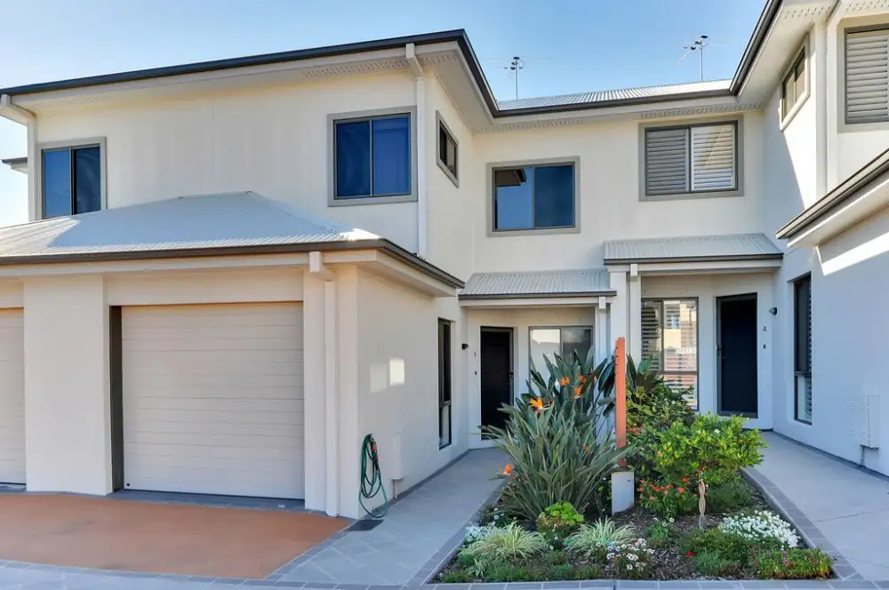 Main view of Homely townhouse listing, 3/35 Central Avenue, Mount Ommaney QLD 4074