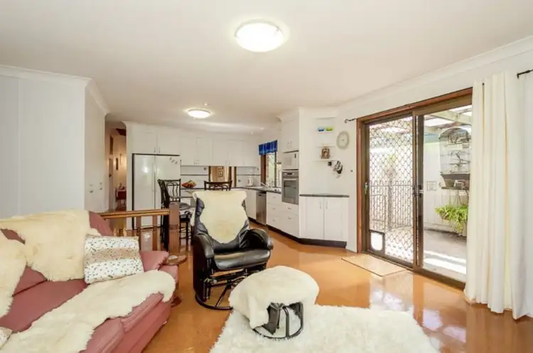 Seventh view of Homely house listing, 5 Tenby Close, Telina QLD 4680