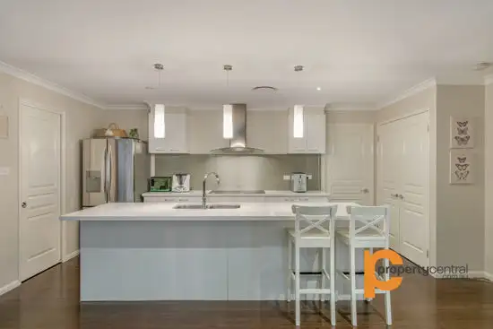 Sixth view of Homely house listing, 21 The Boulevarde, Warrimoo NSW 2774