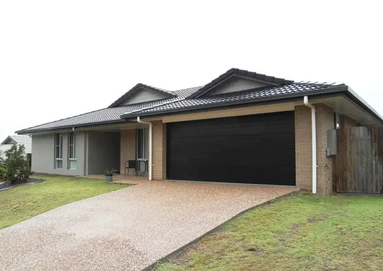 10 Alpine Court, Cranley QLD 4350