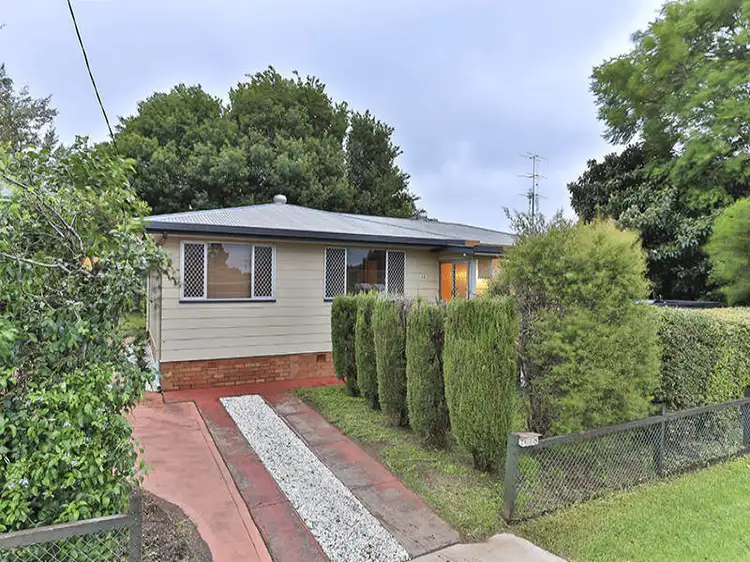 3A Doncaster Street, Newtown QLD 4350