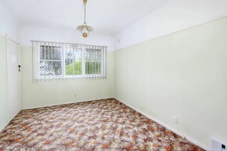 Sixth view of Homely house listing, 2 Newhaven Avenue, Blacktown NSW 2148