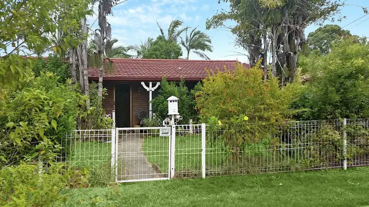 Second view of Homely house listing, 11 Ironwood st, Crestmead QLD 4132