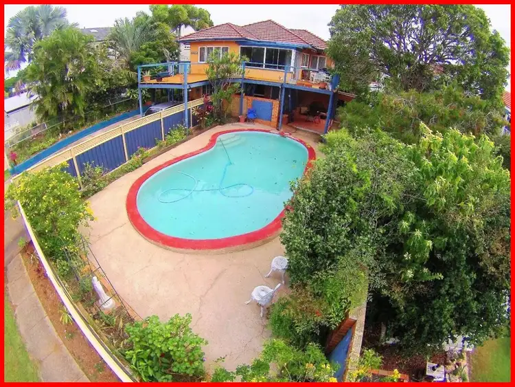 284 Brighton Road, Sandgate QLD 4017