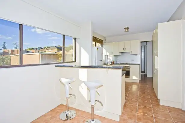 Fourth view of Homely unit listing, 3/37 Nesca Parade, The Hill NSW 2300