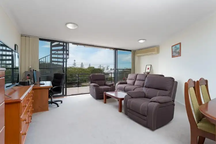 Third view of Homely unit listing, 4/51 LANDSBOROUGH AVE, Scarborough QLD 4020