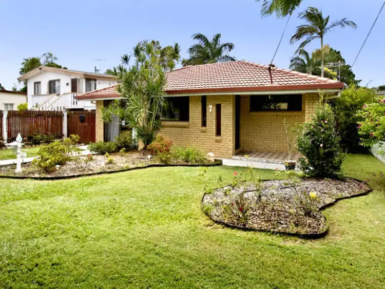 Second view of Homely house listing, 7 Long St, Clontarf QLD 4019