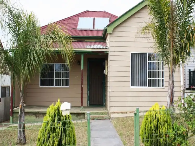 16 Kemp, Junee NSW 2663