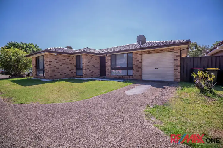2/4 Woodvale Close, Plumpton NSW 2761