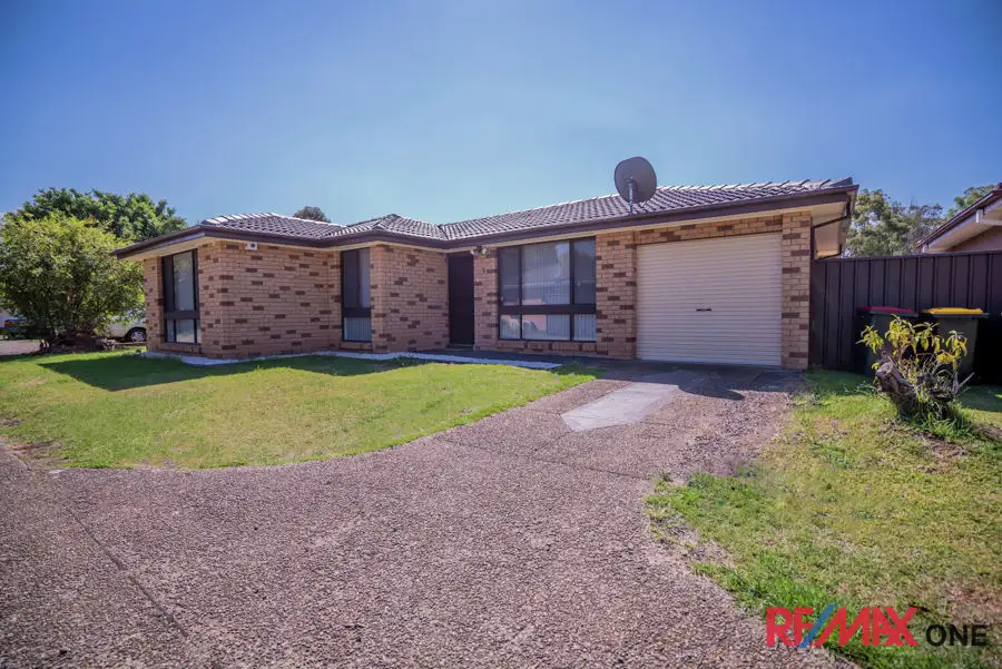 Main view of Homely villa listing, 2/4 Woodvale Close, Plumpton NSW 2761