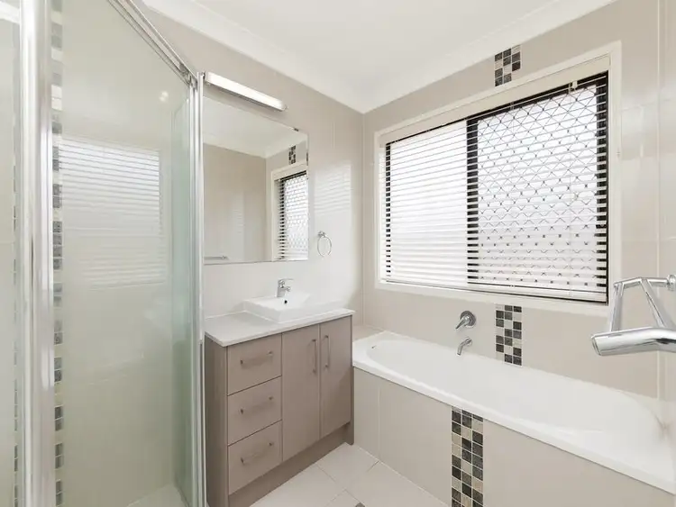 Sixth view of Homely house listing, 32 Sunningdale Street, Oxley QLD 4075