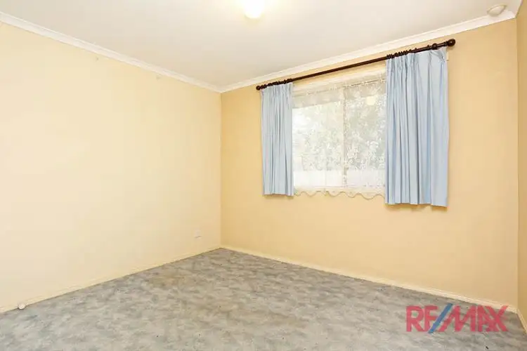 Sixth view of Homely house listing, 4 Ironbark Close, Hampton Park VIC 3976