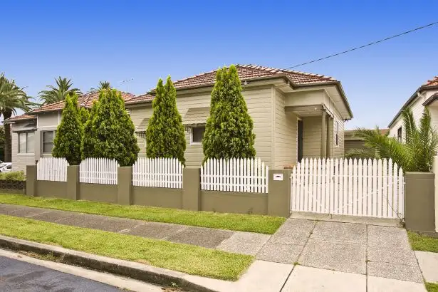 Main view of Homely house listing, 40 Veda Street, Hamilton NSW 2303