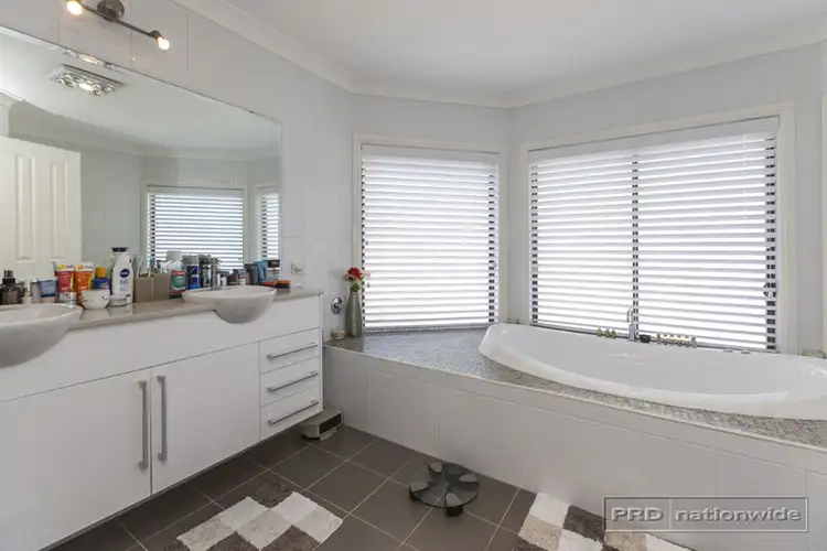 Fifth view of Homely house listing, 2 Joyce Street, Floraville NSW 2280