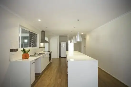 Fifth view of Homely house listing, 12 Davinelle Close, Andergrove QLD 4740