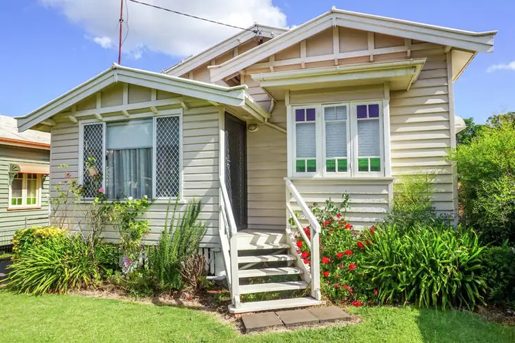 8 Hamwood Street, Toowoomba City QLD 4350