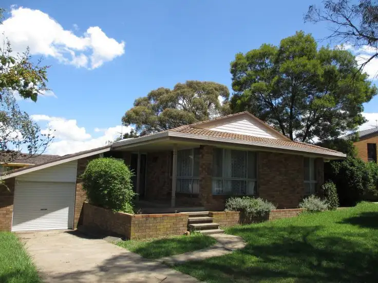 Main view of Homely house listing, 4 Crest, Armidale NSW 2350