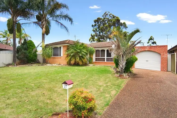 47 Lyrebird Crescent, St Clair NSW 2759