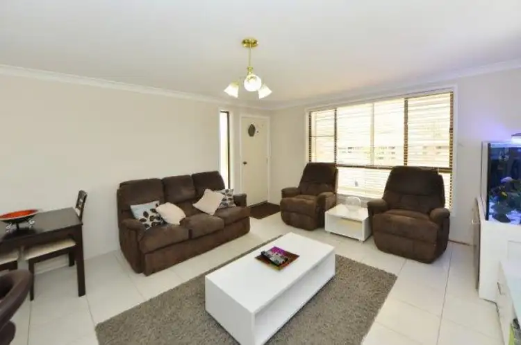 Fifth view of Homely unit listing, 2/15 Sapphire Court, Kearneys Spring QLD 4350