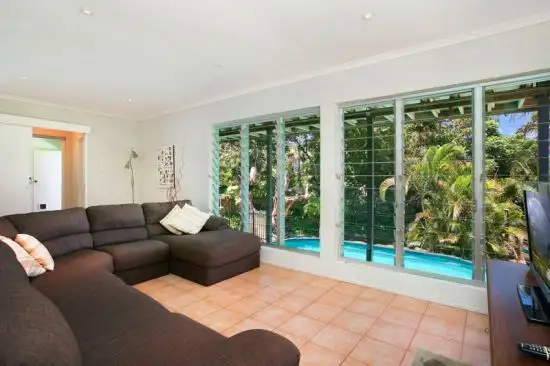 Second view of Homely house listing, 137 Hillview Crescent, Whitfield QLD 4870