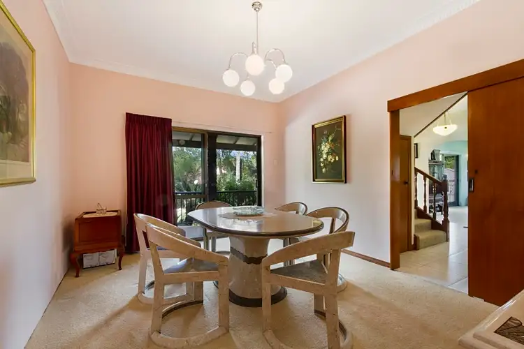 Fifth view of Homely house listing, 2 Logan Court, Mount Ommaney QLD 4074