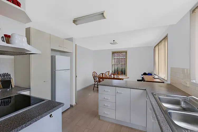 5 Wagners Place