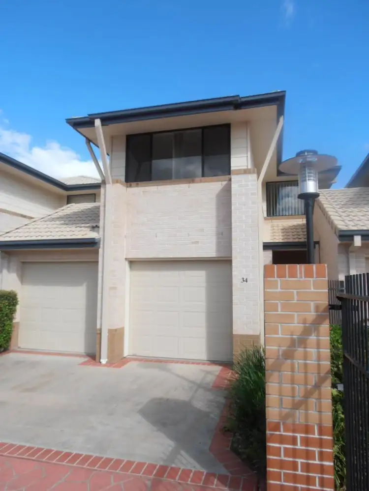 34/2 Springhill Drive, Sippy Downs QLD 4556